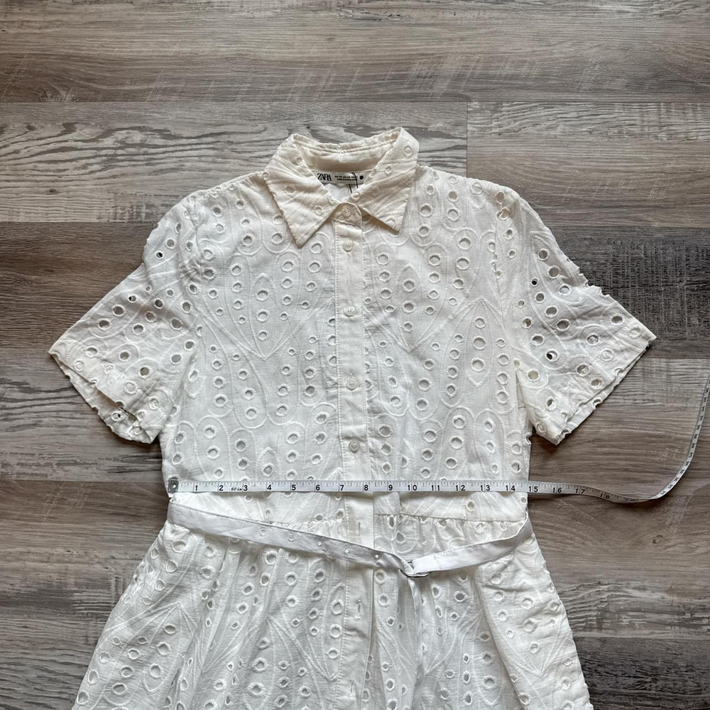 dresses - Picture 5 of 8